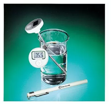 Fisher Scientific Digital Thermometer Fisher Scientific™ Traceable Fahrenheit / Celsius -58° to +572°F (-50° to +300°C) Stainless Steel Probe Battery Operated - M-905012-4071 - Each