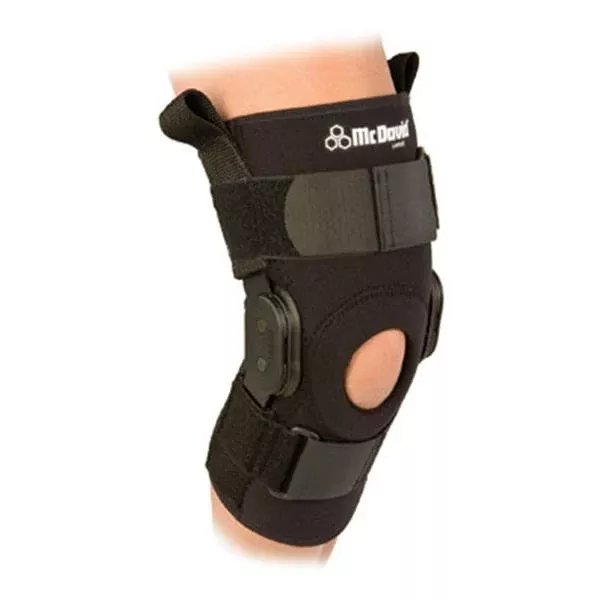 Shock DoctorBrace Knee Neoprene Black Size Medium Ea (429-M)